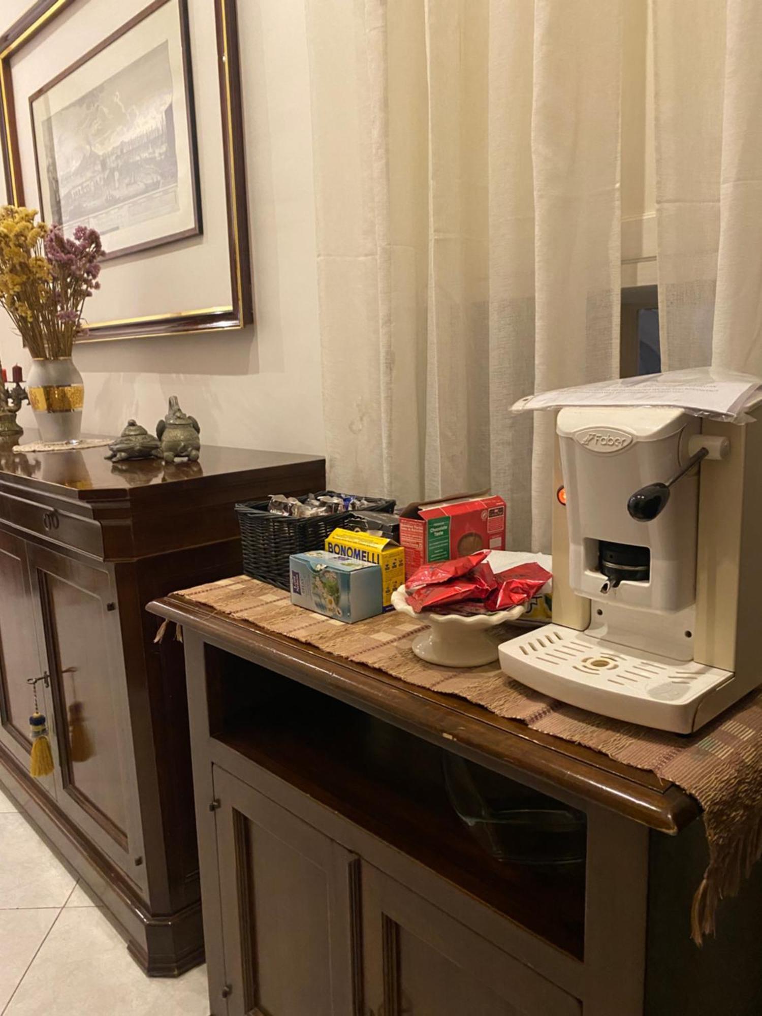 Bed & Breakfast Plebiscito Home Наполи Екстериор снимка